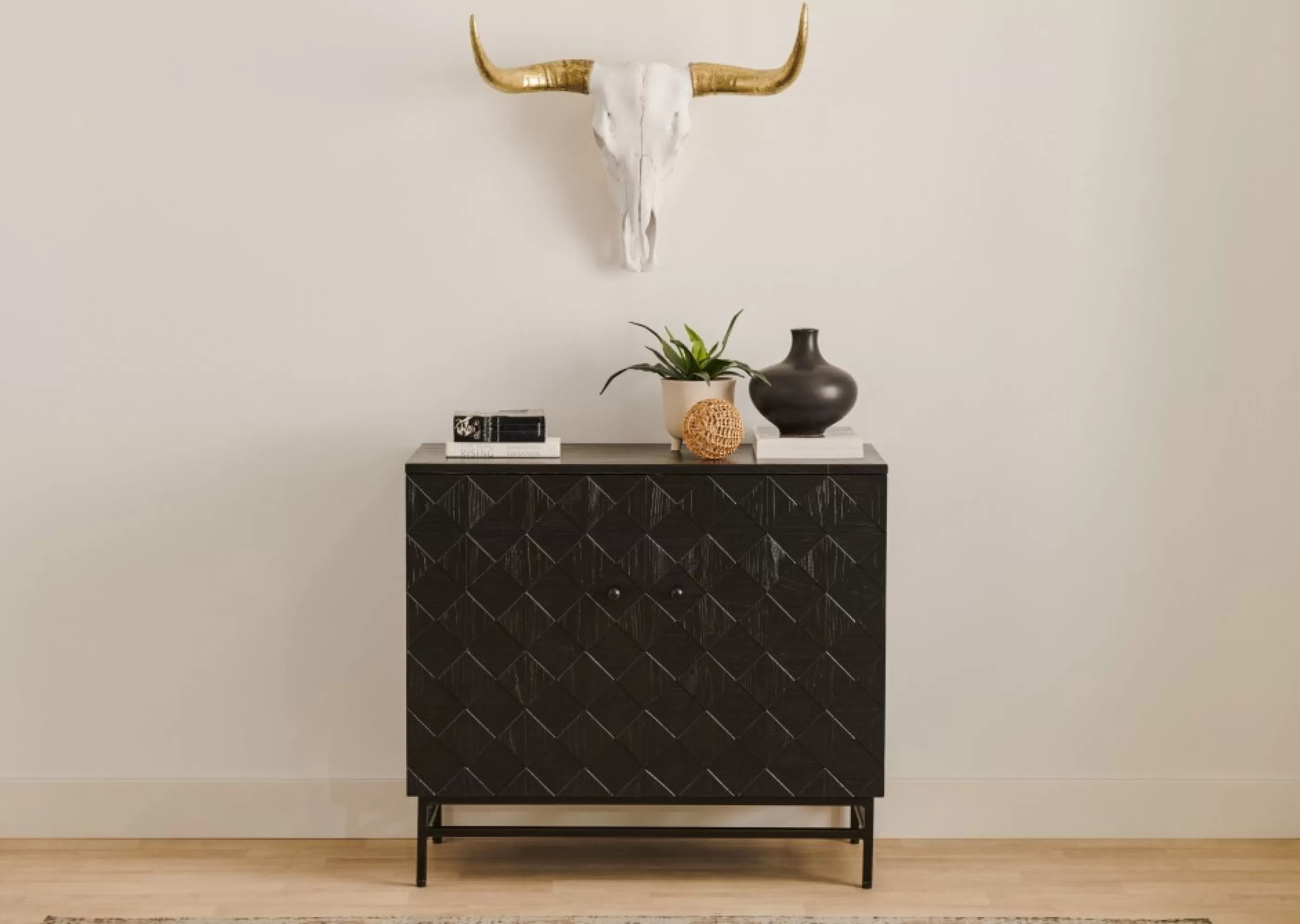 unavailable Wall Accents*Dutton Skull Wall Accent