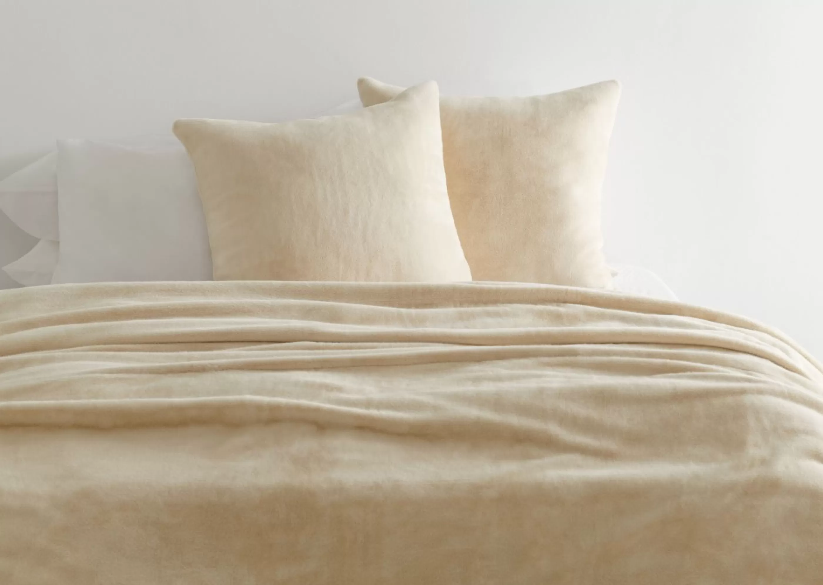 unavailable Bed Linens*Laurent Faux Fur Bedspread